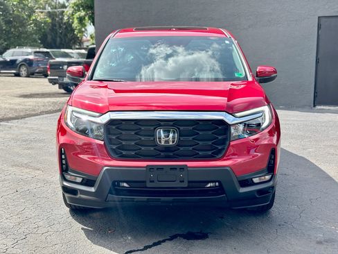 Used 2025 Honda Passport EX-L image 2