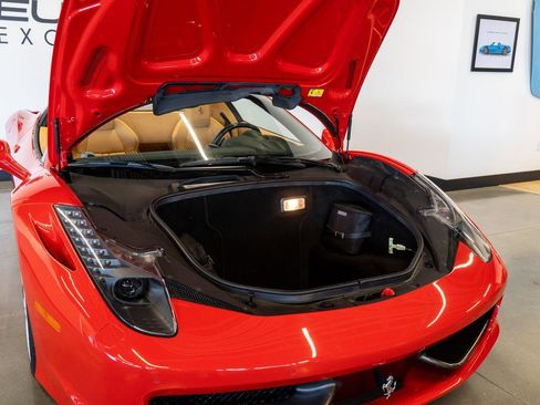 Used 2012 Ferrari 458 Spider image 24