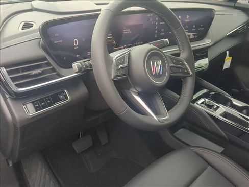 New 2025 Buick Envision Preferred image 3