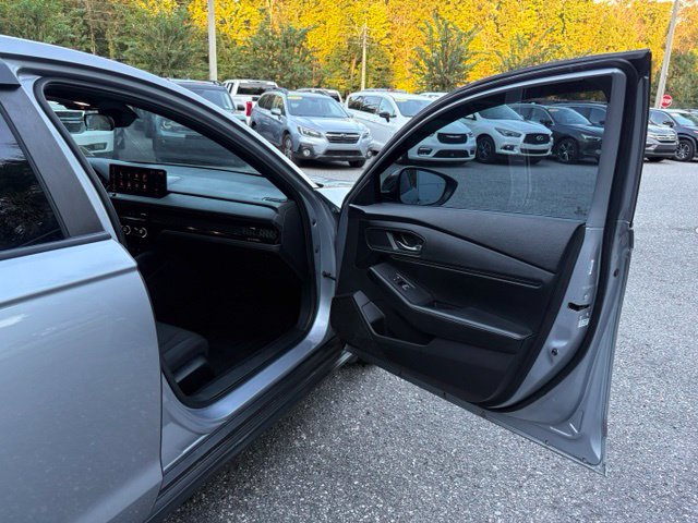 Used 2023 Honda Accord Sport image 30