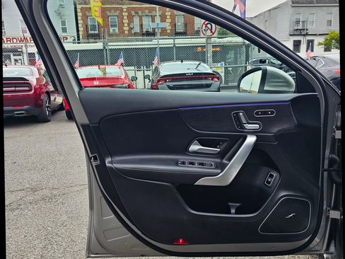 Used 2019 Mercedes-Benz A 220 4MATIC w/ Premium Package image 11