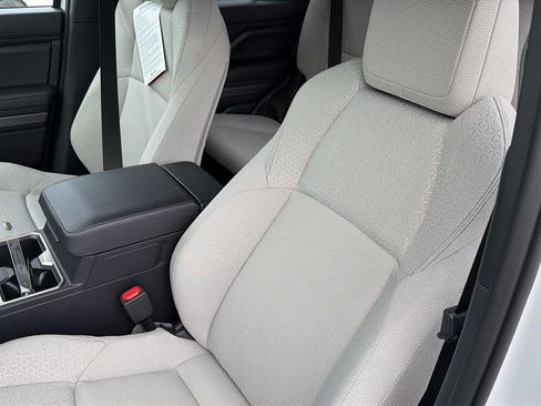 New 2026 Toyota 4Runner SR5 AWD/4WD image 28