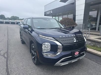 Used 2023 Mitsubishi Outlander SE Black Edition