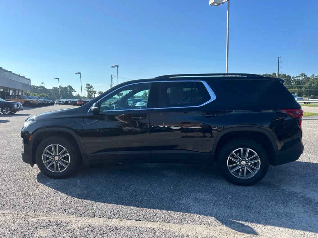 Used 2021 Chevrolet Traverse LT FWD image 6