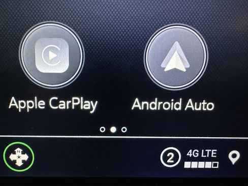 Used 2022 GMC Terrain SLT image 3