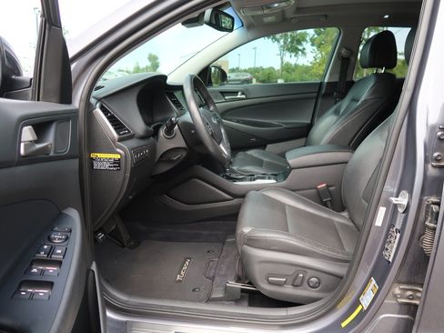 Used 2018 Hyundai Tucson Limited w/ Ultimate Package 02 FWD image 7