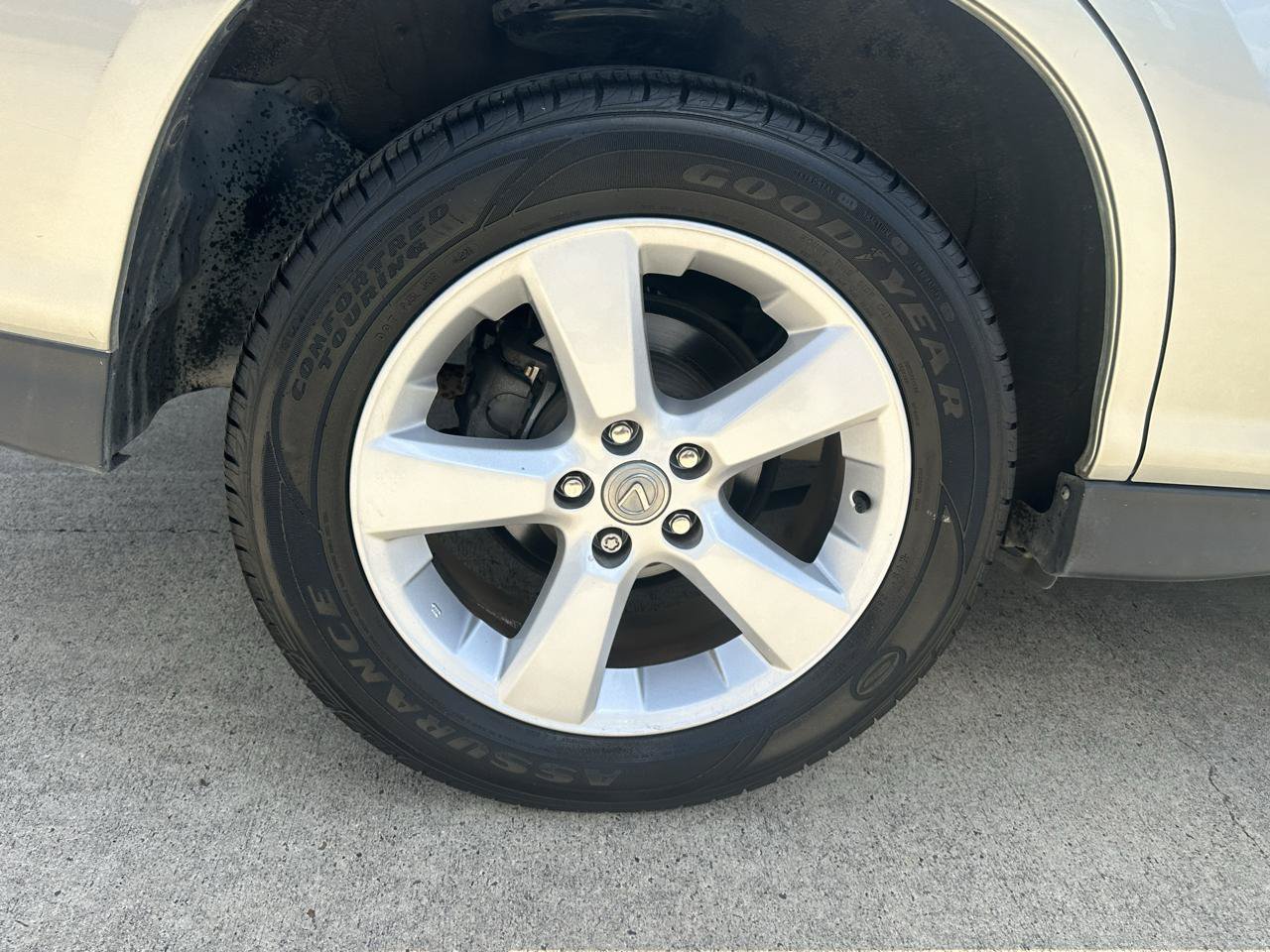 Used 2005 Lexus RX 330 w/ Premium Pkg FWD image 15
