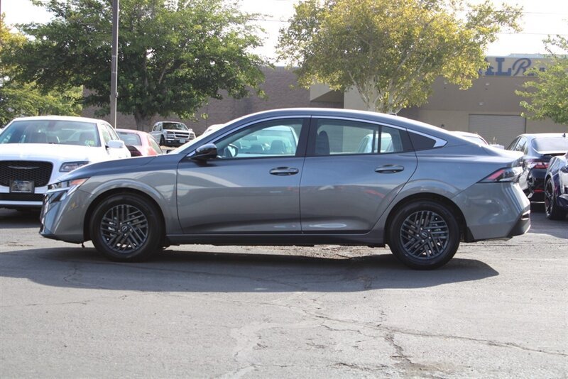 Used 2026 Nissan Sentra SV w/ Floor Mat Package FWD image 10