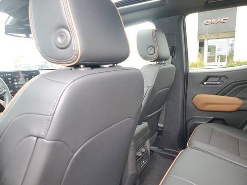 New 2026 GMC Canyon AT4 w/ Technology Plus Package AWD/4WD image 29