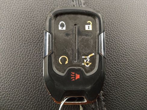 Used 2024 GMC Terrain SLE w/ Driver Convenience Package FWD image 32