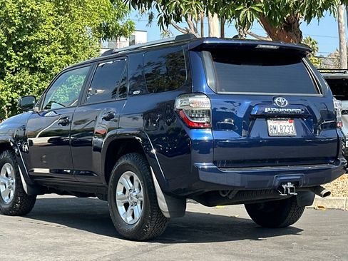 Certified 2020 Toyota 4Runner SR5 RWD image 6