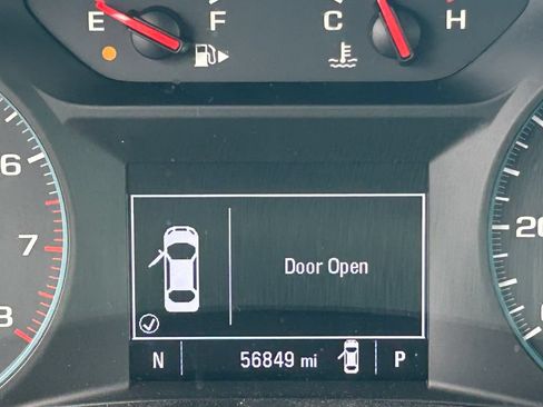 Used 2020 Chevrolet Malibu LT FWD image 24