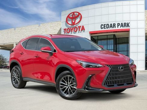 Used 2024 Lexus NX 250 FWD w/ Towing Package (2000 Lbs) image 1