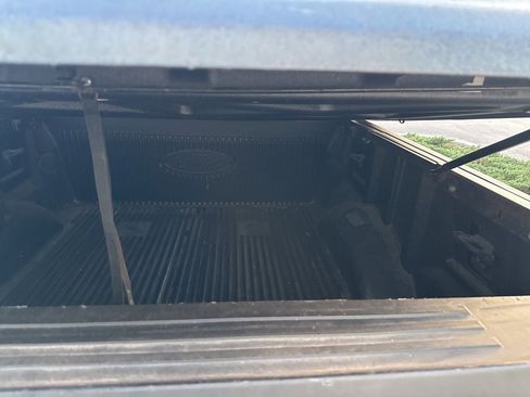 Used 2017 Ford F150 XLT w/ Equipment Group 302A Luxury image 13