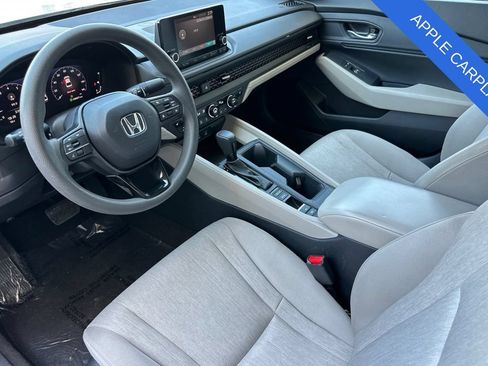 Used 2023 Honda Accord EX image 10