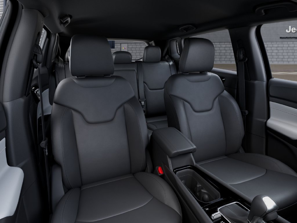 Used 2026 Jeep Compass Limited AWD/4WD image 16
