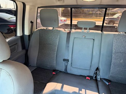 Used 2014 RAM 1500 Lone Star RWD image 10