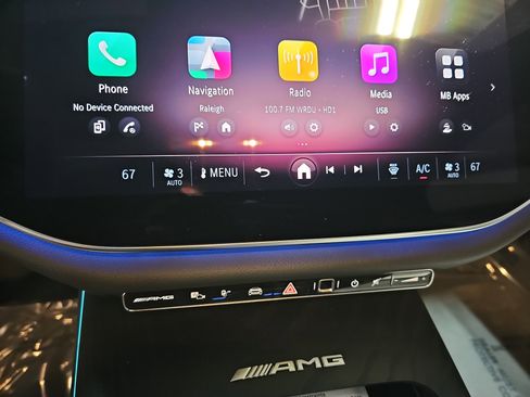 New 2026 Mercedes-Benz E 53 AMG e 4MATIC Sedan image 22