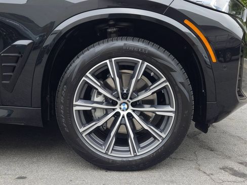 Used 2025 BMW X5 sDrive40i w/ Executive Package image 9