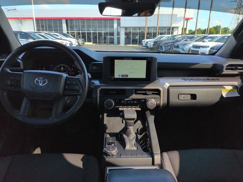Used 2026 Toyota Tacoma SR5 AWD/4WD image 12