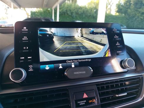 Used 2022 Honda Accord Sport image 22