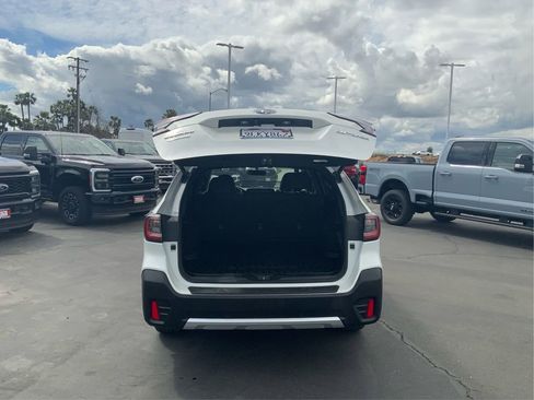 Used 2020 Subaru Outback Limited w/ Popular Package #2 AWD/4WD image 12