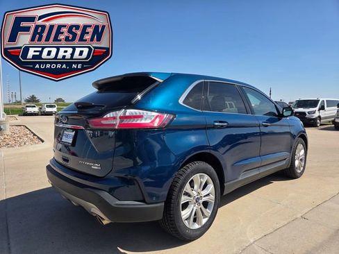 Used 2020 Ford Edge Titanium w/ Equipment Group 301A AWD/4WD image 7