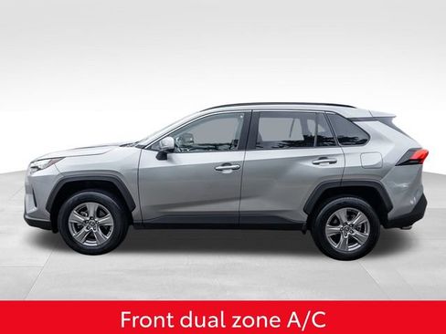 Used 2025 Toyota RAV4 XLE AWD/4WD image 12