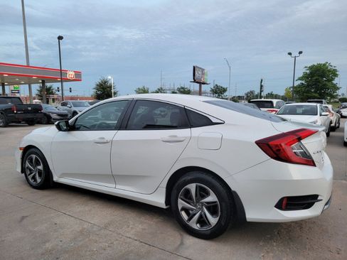 Used 2019 Honda Civic LX image 5