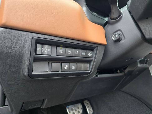 Used 2023 Toyota Tundra 1794 Edition w/ TRD Off-Road Package AWD/4WD image 21