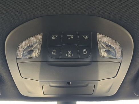 New 2026 Chrysler Pacifica Select w/ S Appearance Package image 25