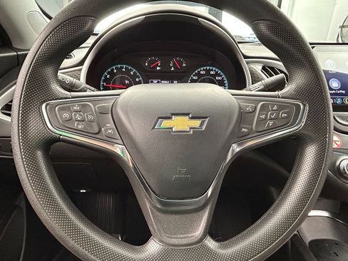 Used 2024 Chevrolet Malibu LT FWD image 31