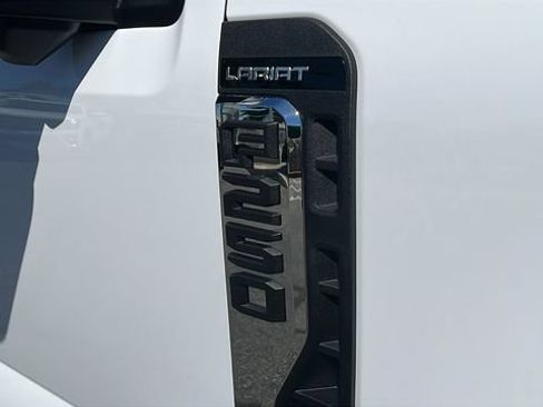 New 2026 Ford F250 Lariat w/ Chrome Package AWD/4WD image 9