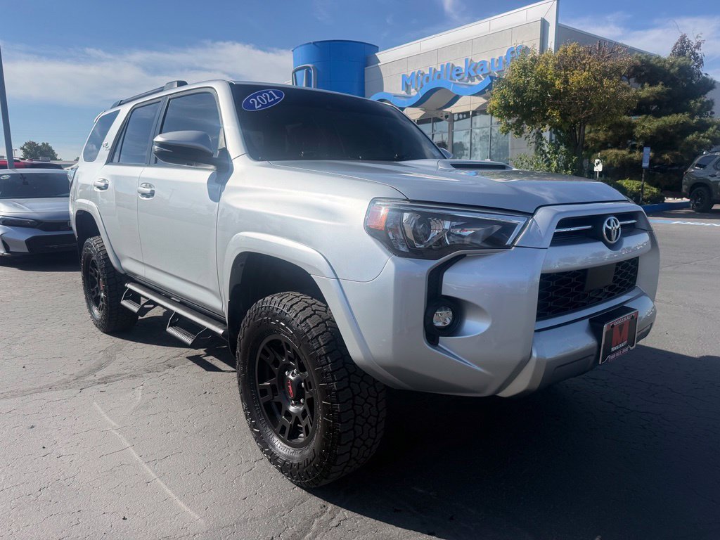 Used 2021 Toyota 4Runner TRD Off-Road Premium w/ Moonroof Package AWD/4WD image 1