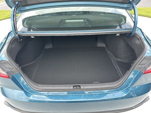 Certified 2025 Toyota Camry SE FWD image 32