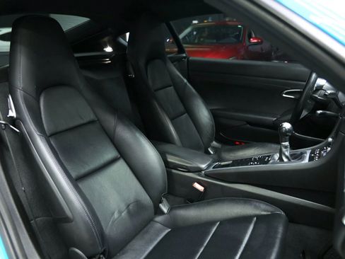 Used 2018 Porsche 718 Cayman S image 31