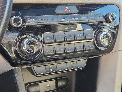 Certified 2022 Kia Sportage Nightfall Edition w/ Nighfall AWD Premium Package image 18