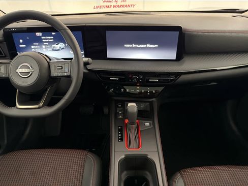 New 2026 Nissan Kicks SR w/ SR Premium Package image 19