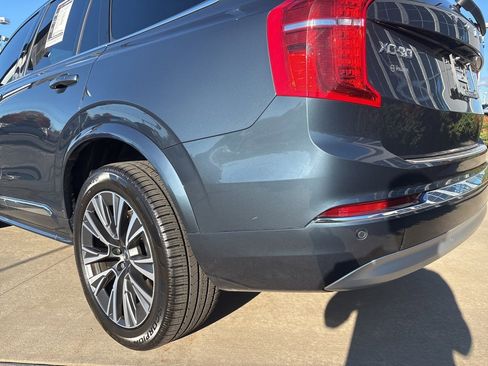 Certified 2022 Volvo XC90 T8 Inscription Expression w/ Climate Package image 10