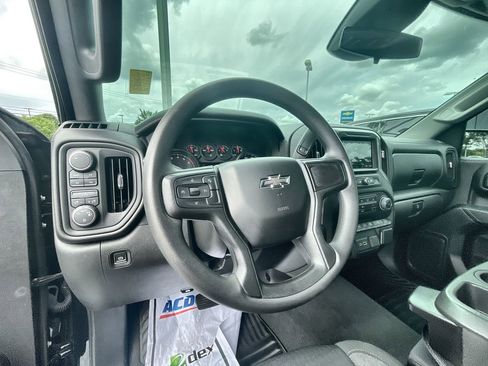 Used 2024 Chevrolet Silverado 1500 Custom Trail Boss w/ LPO, Dark Essentials Package AWD/4WD image 10