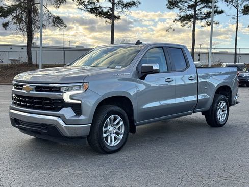 Used 2024 Chevrolet Silverado 1500 LT image 5