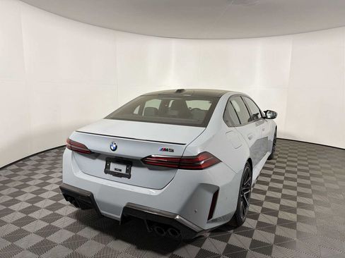 New 2026 BMW M5 w/ Executive Package image 9