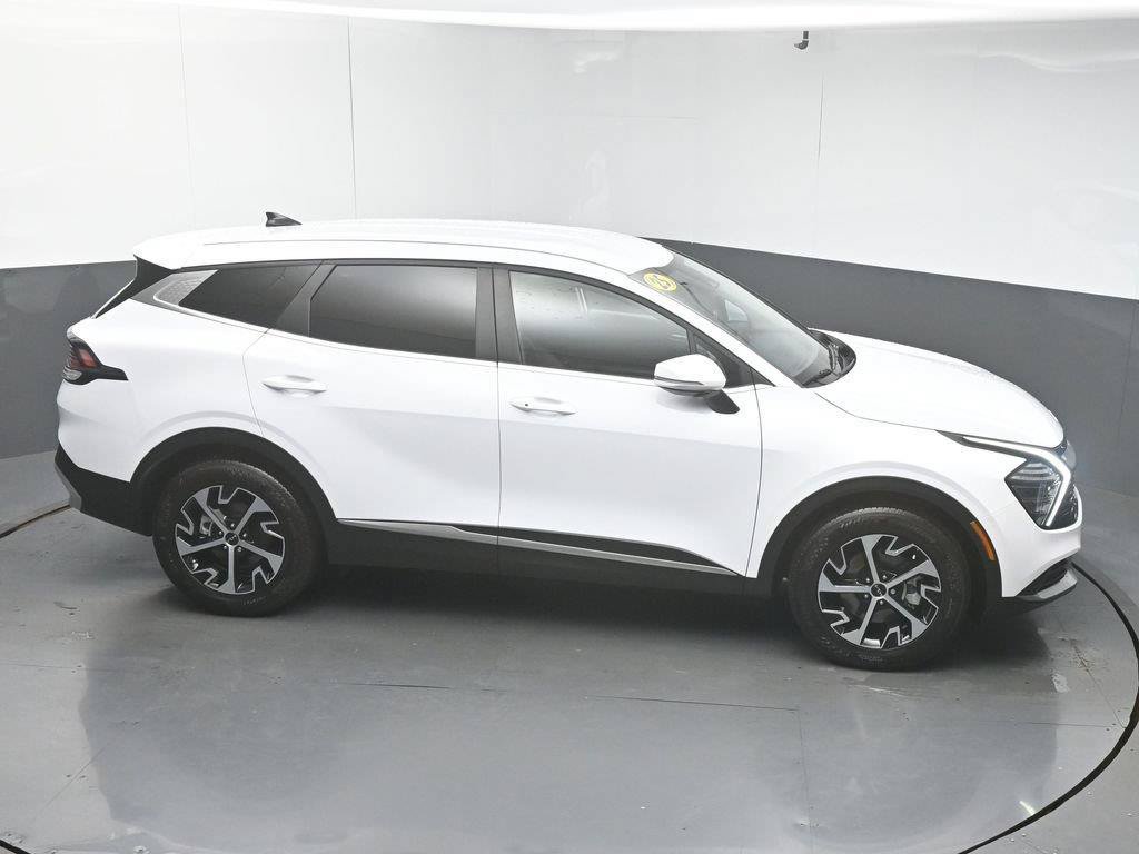 Used 2025 Kia Sportage EX FWD image 47