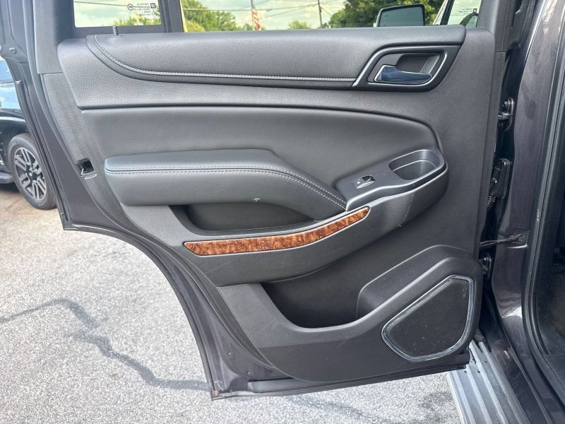 Used 2017 Chevrolet Tahoe Premier AWD/4WD image 20