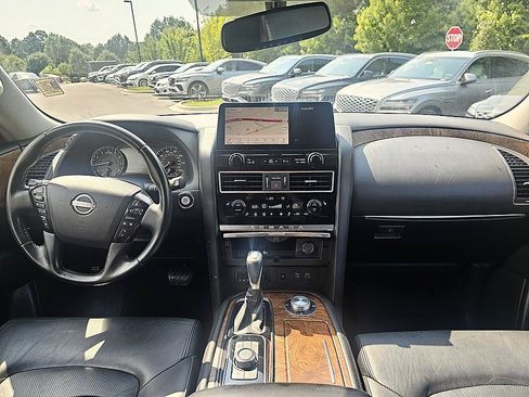 Used 2022 Nissan Armada SL AWD/4WD image 31