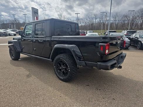 Used 2021 Jeep Gladiator Sport AWD/4WD image 7