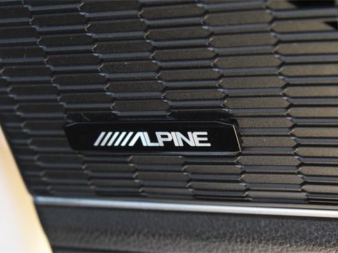 Used 2021 Jeep Grand Cherokee L Summit w/ Luxury Tech Group V image 16