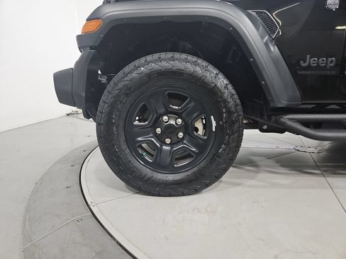 Used 2024 Jeep Wrangler Sport AWD/4WD image 26