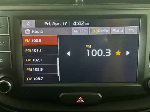 Used 2025 Kia Soul LX w/ LX Technology Package image 21