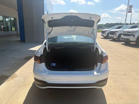 Used 2024 Volkswagen Jetta S FWD image 6
